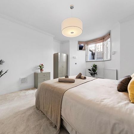 Harrods 2 Bed Lux Flat W/Patio Lejlighed London Eksteriør billede