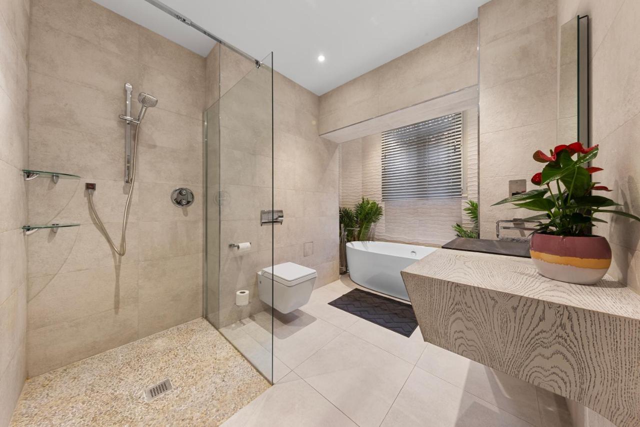 Harrods 2 Bed Lux Flat W/Patio Lejlighed London Eksteriør billede