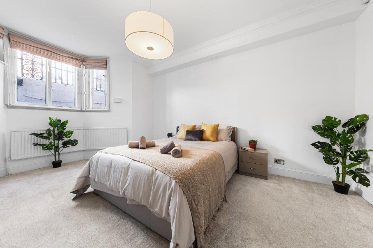 Harrods 2 Bed Lux Flat W/Patio Lejlighed London Eksteriør billede